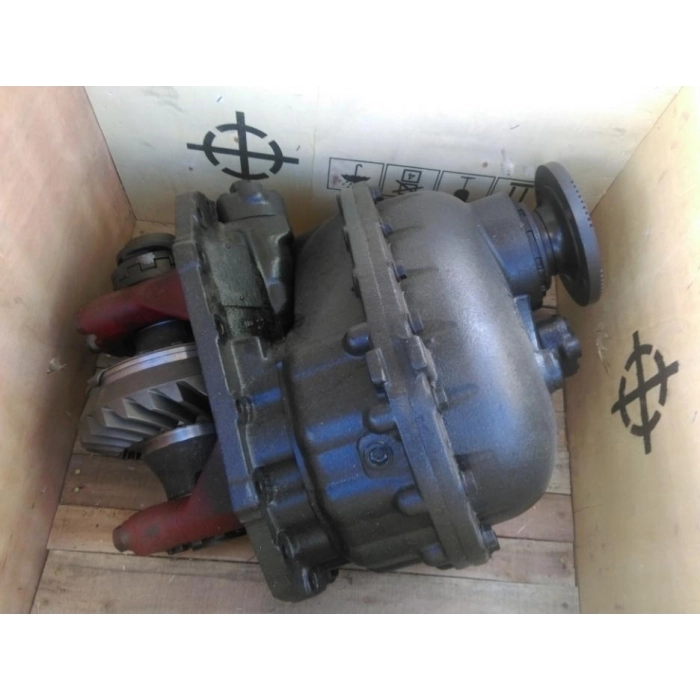 Редуктор среднего моста автокран Zoomlion QY25 - 30