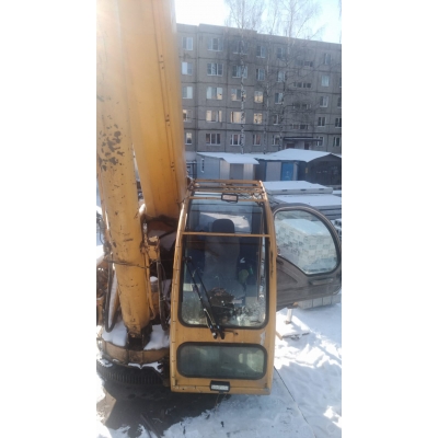 Уплотнение стекла лобового кабины оператора старого образца (стекло 1925*725 мм) /XCMG QY Уплотнение стекла лобового кабины оператора старого образца (стекло 1925*725 мм) /XCMG QY