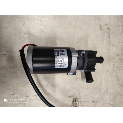 Помпа отопителя YJH-Q10A DC24V /800169476/ XCMG XCT25/30