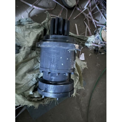 Редуктор поворота /КМУ XCMG SQ14SK4Q
