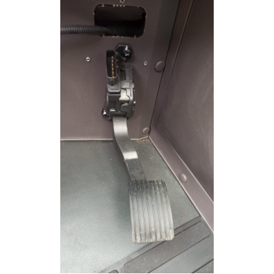 Педаль газа 6PV 312 435-00 / ZTC300 Педаль газа 6PV 312 435-00 / ZTC300
