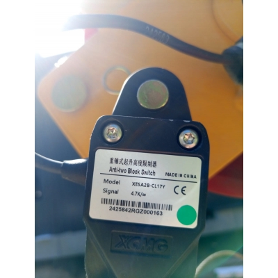 Концевой выключатель XESA2B-CL17Y / XCMG XCT25L5_S1/ XCT30_S1 Концевой выключатель XESA2B-CL17Y / XCMG XCT25L5_S1/ XCT30_S1