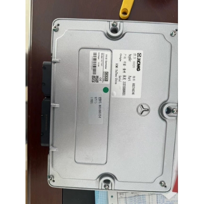 Блок управления 803746246/экскаватор XCMG XE335C Блок управления 803746246/экскаватор XCMG XE335C