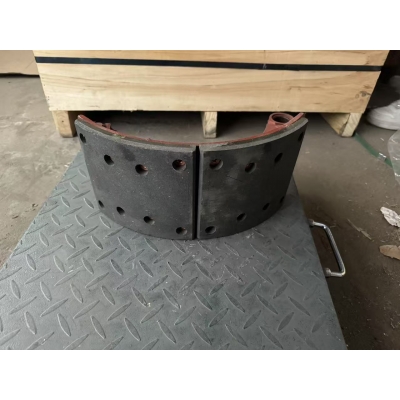 Колодка тормозная в сборе 860536342/860536343/XCMG XCT25L5_SR