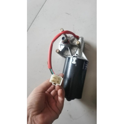 Мотор стеклоочистителя ZD2530 50W (4 контакта) без механизма/ Zoomlion ZTC250V/ 800V/ Мотор стеклоочистителя ZD2530 50W (4 контакта) без механизма/ Zoomlion ZTC250V/ 800V/