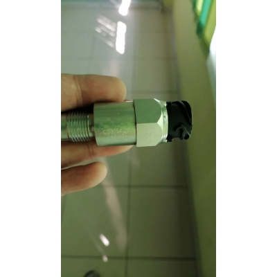 Датчик скорости (спидометра) импульсный C03054-27/ XCMG QY25/Zoomlion ZTC250 Датчик скорости (спидометра) импульсный C03054-27/ XCMG QY25/Zoomlion ZTC250