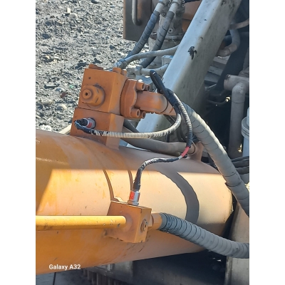 Датчики давления цилиндра подъема стрелы ZOOMLION QY30V532.2T