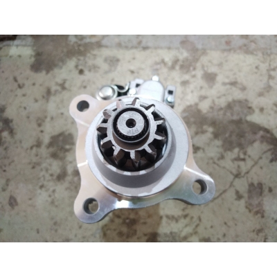 Стартер QDJ2804 24V 8kW двигателя WP12.375E50 Zoomlion ZTC800 Стартер QDJ2804 24V 8kW двигателя WP12.375E50 Zoomlion ZTC800