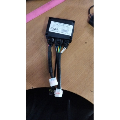 Блок управления отопителя YJH-Q10AII-24V Автокрана KRAN 20002372,20002080 на 4 фишки Блок управления отопителя YJH-Q10AII-24V Автокрана KRAN 20002372,20002080 на 4 фишки